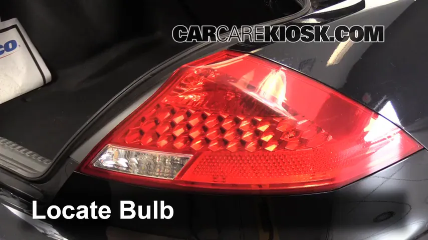 2006 Honda Accord EX 2.4L 4 Cyl. Coupe (2 Door) Lights Turn Signal - Rear (replace bulb)